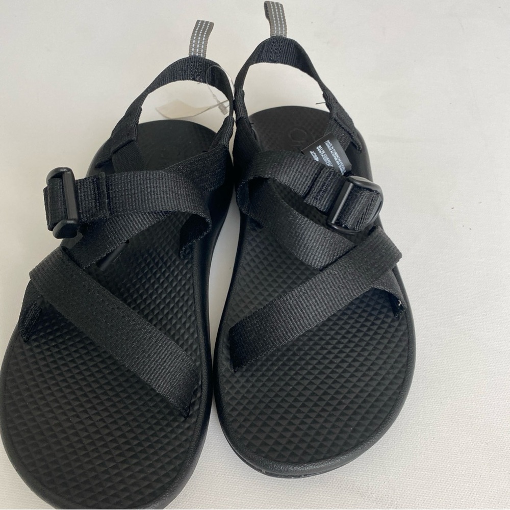 Chaco Z/Cloud classic  Black Strappy adjustable Sandal sz 6 new